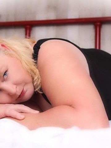 Mitzi Santa Rosa, California Escort, DUO, Verified Adult Service Provider, Companion in United States