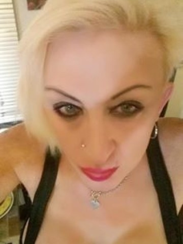 ZOESOWRONG Cardiff Escort, Pornstar, DUO, Verified Adult Service Provider, Companion in United Kingdom
