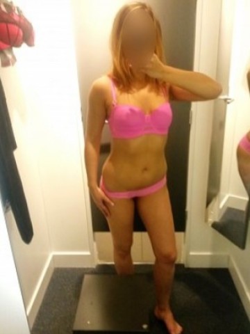 Submisivegirl Prague Escort, Pornstar, Verified Adult Service Provider, Companion in Czech Republic