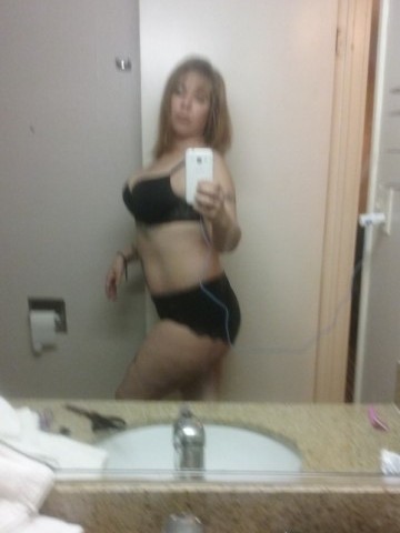 ItalianBeauty21 Memphis, Tennessee Escort, , Verified Adult Service Provider, Companion in United States