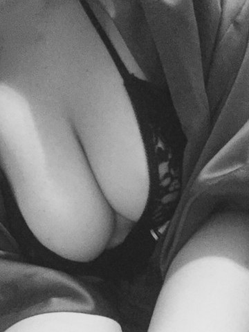 JennaJ Ottawa Escort, BDSM, Couple, Massage, Verified Adult Service Provider, Companion in Canada