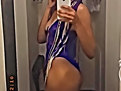 New on here and Dallas petite pretty ebony honey