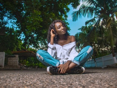 Antisocial escort preparing mentally before a booking