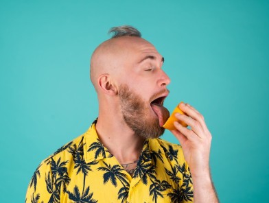 Oral pleasure shared with attentive partner