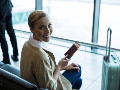 Escort travel to USA airport screening