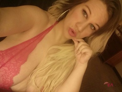 Interview cover photo of AlyssaWest, Dallas escort