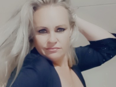 SarahAustin Escort - Elite Escort Offering High-Class Companionship Services
