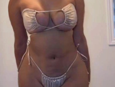 Celine Hamilton Hamilton Escort - Elite Escort Offering High-Class Companionship Services